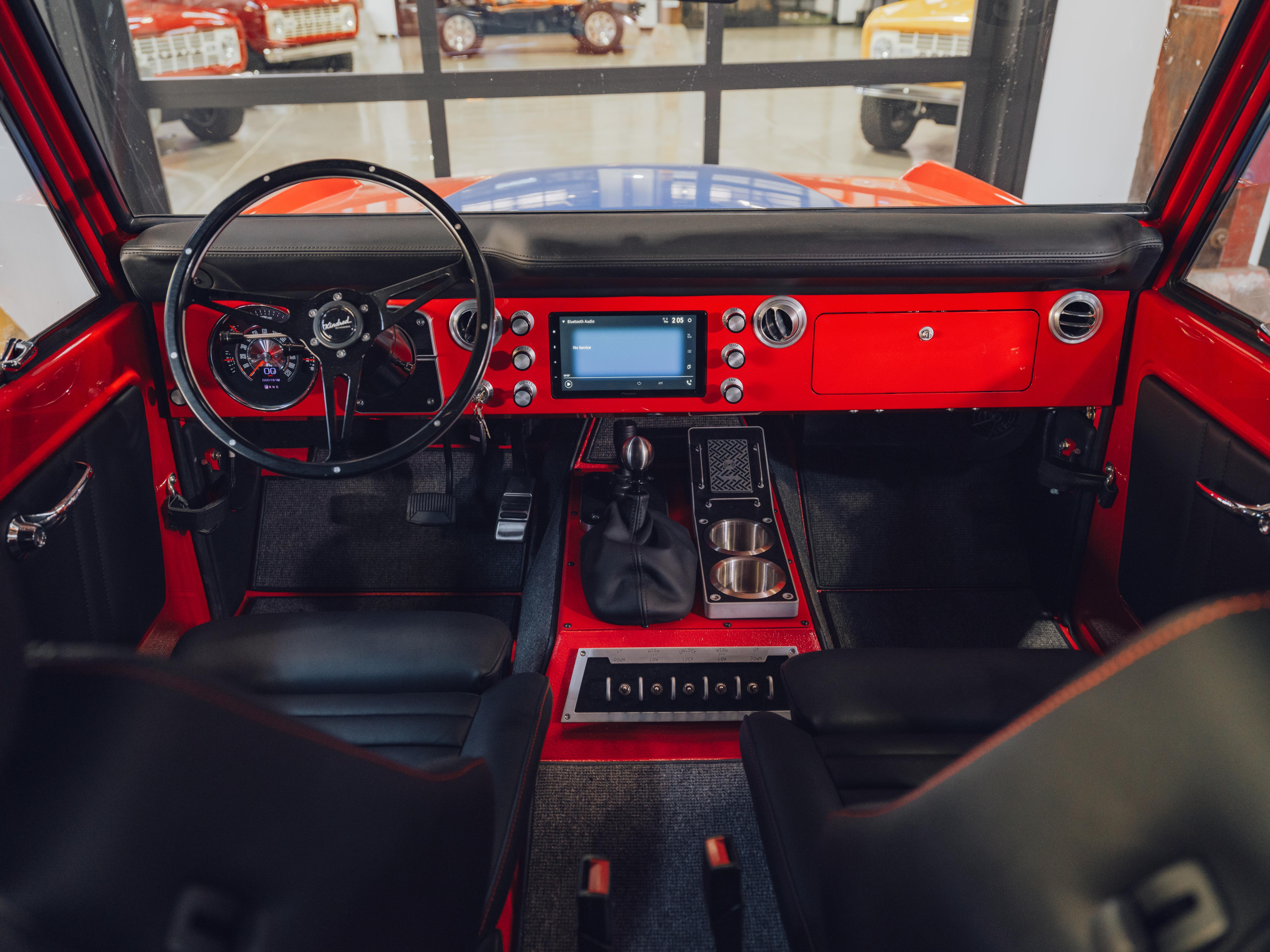 Vehicle image 21