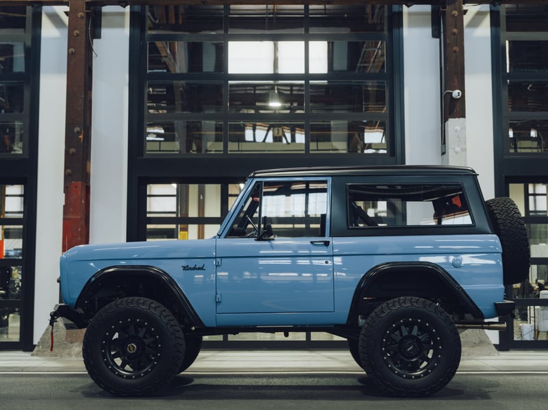 kindred-bronco trail-edition ICY Blue