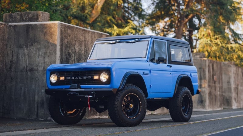 kindred-bronco trail-package Lake Blue